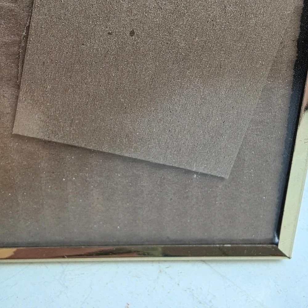 Vintage Gold Tone Thick Metal Single Picture Frame Ornate Desktop Stand 5 x 7 in